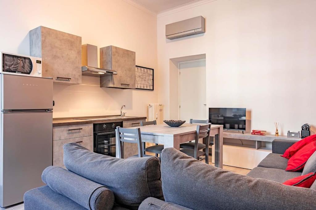 Guest Planet - Modern Flat Centrale M2 Milan Exterior photo